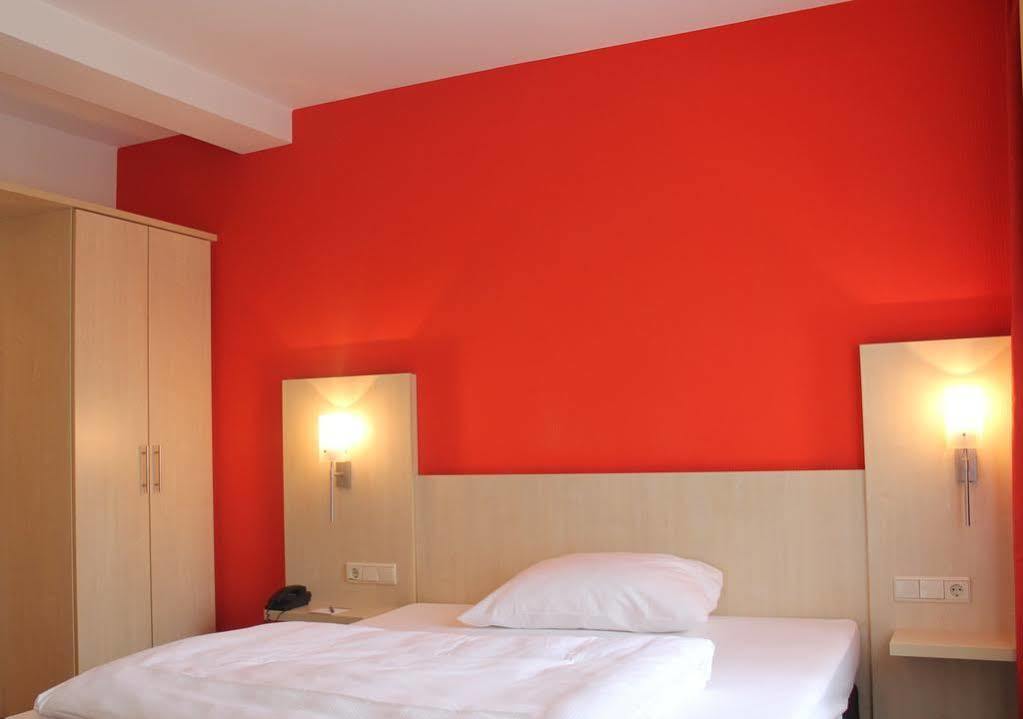 Tante Alma'S Bonner Hotel ภายนอก รูปภาพ